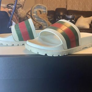 Gucci slide